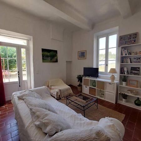 Maison De Cesar Saint-Saturnin-d'Apt Kültér fotó