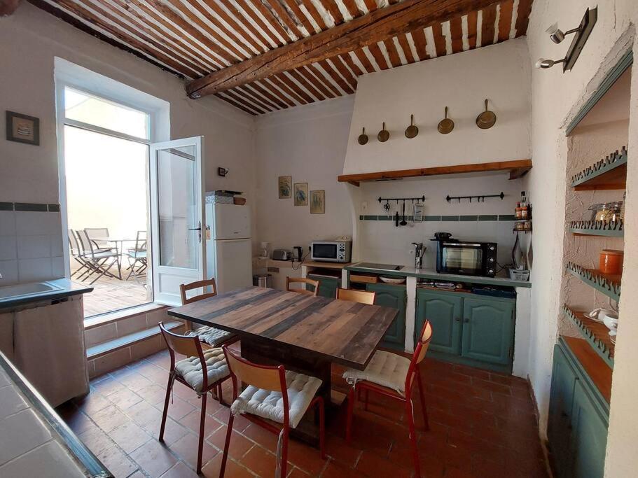 Maison De Cesar Saint-Saturnin-d'Apt Kültér fotó